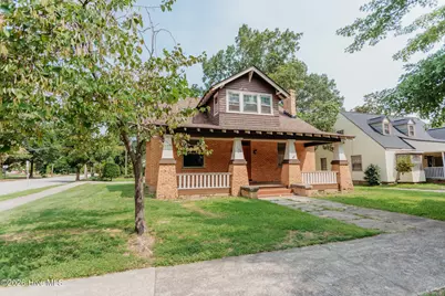 301 Whitehead Avenue NE, Wilson, NC 27893 - Photo 2