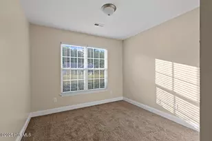 201 Bell Ave, Maysville, NC 28555 - Photo 10