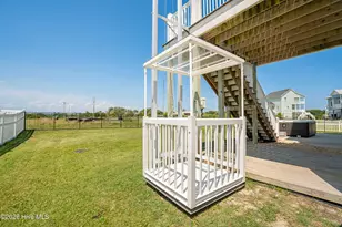 133 Sound Pt Dr, Harkers Island, NC 28531 - Photo 40