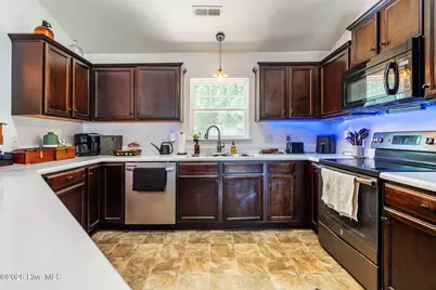 131 Woodbury Farm Drive, Jacksonville, NC 28540 - Photo 18