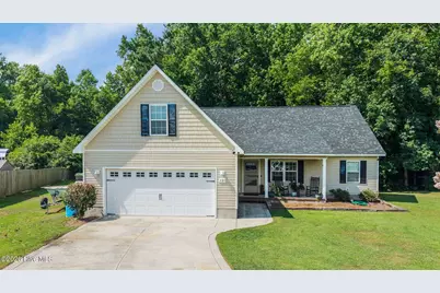 131 Woodbury Farm Drive, Jacksonville, NC 28540 - Photo 1