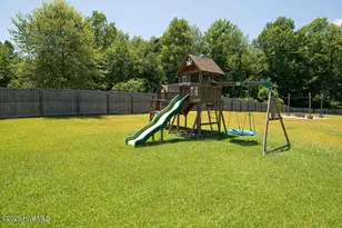 125 Bridgeport Dr, Sneads Ferry, NC 28460 - Photo 36
