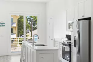 505 Greenville Ave, Carolina Beach, NC 28428 - Photo 12