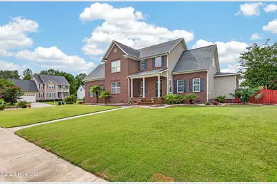 300 Londonberry Lane, Jacksonville, NC 28540 - Photo 2