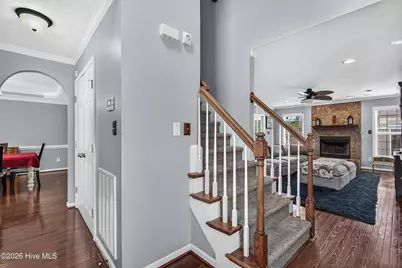 300 Londonberry Lane, Jacksonville, NC 28540 - Photo 6