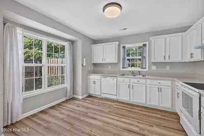1544 Lanvale Road NE, Leland, NC 28451 - Photo 8