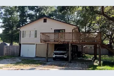 2001 Oakland Drive SW, Ocean Isle Beach, NC 28469 - Photo 1