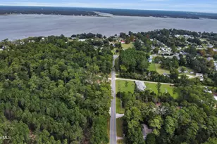 2317 Country Club Rd, Morehead City, NC 28557 - Photo 36