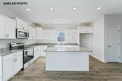 1842 Olde Towne Pointe Boulevard, Jacksonville, NC 28546 - Photo 12