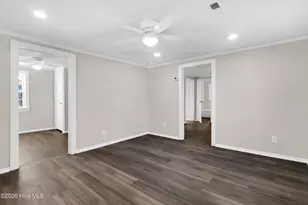 211 Lawson St, New Bern, NC 28562 - Photo 4