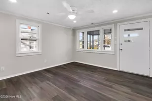 211 Lawson St, New Bern, NC 28562 - Photo 6
