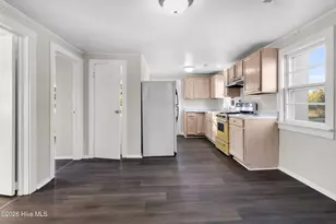 211 Lawson St, New Bern, NC 28562 - Photo 22