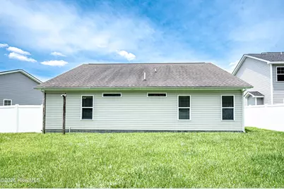312 Hawks Bluff Drive, New Bern, NC 28560 - Photo 4