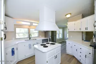 321 White Rock Rd, Vass, NC 28394 - Photo 6