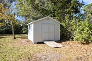 2859 Easy St, Newport, NC 28570 - Photo 36
