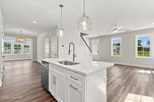 4004 Brighton Dr, New Bern, NC 28562 - Photo 8