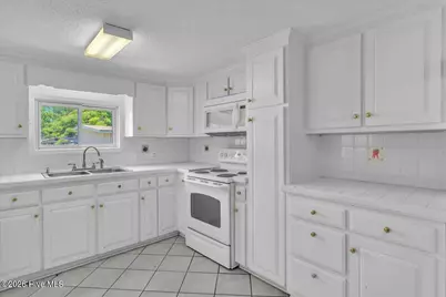 170 Loop Road, Burgaw, NC 28425 - Photo 16