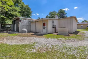170 Loop Rd, Burgaw, NC 28425 - Photo 38