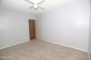 621 S Hampton Dr, Jacksonville, NC 28546 - Photo 14