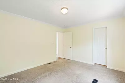 502 W Fremont Street, Burgaw, NC 28425 - Photo 28