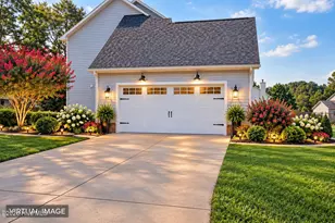 503 Island Pl, Swansboro, NC 28584 - Photo 8