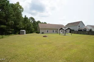 147 Moonstone Ct, Jacksonville, NC 28546 - Photo 2