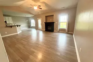 147 Moonstone Ct, Jacksonville, NC 28546 - Photo 4