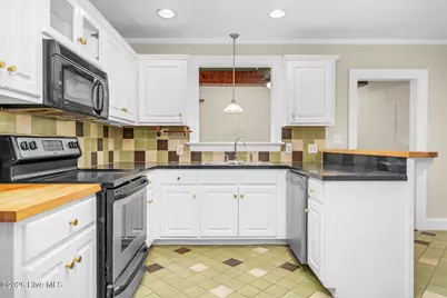 1041 Lafayette Avenue, Rocky Mount, NC 27803 - Photo 14