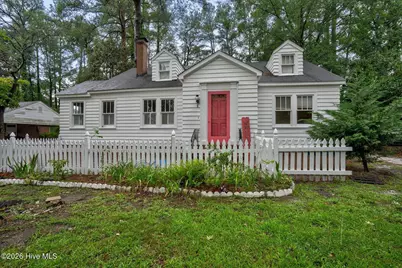 1041 Lafayette Avenue, Rocky Mount, NC 27803 - Photo 2