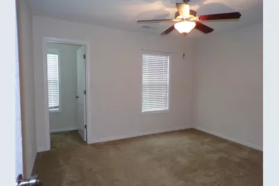 130 Glen Cannon Drive, Jacksonville, NC 28546 - Photo 8