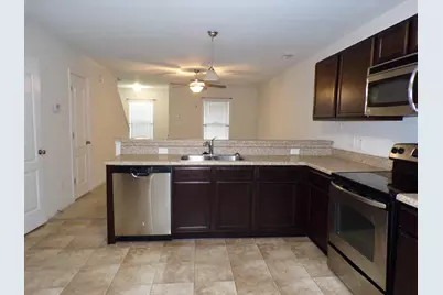 130 Glen Cannon Drive, Jacksonville, NC 28546 - Photo 4