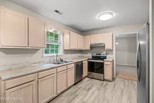 116 Cobblestone Trail, Jacksonville, NC 28546 - Photo 10