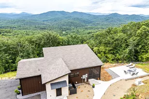 629 Peaks Dr, Hayesville, NC 28904 - Photo 4