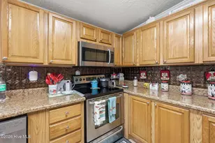 1325 Elizabeth Ln, McColl, SC 29570 - Photo 10