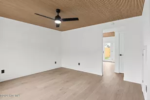 211 Myrtlewood Ct, Jacksonville, NC 28546 - Photo 2