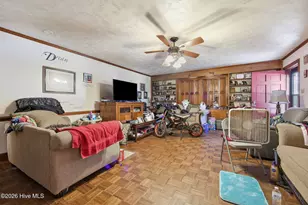 1001 E Scotsdale Rd, Laurinburg, NC 28352 - Photo 4