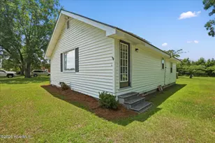 12536 Peacock Rd, Chadbourn, NC 28431 - Photo 4
