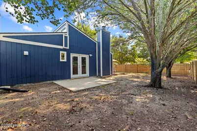 200 W Saltwood Place, Jacksonville, NC 28540 - Photo 42