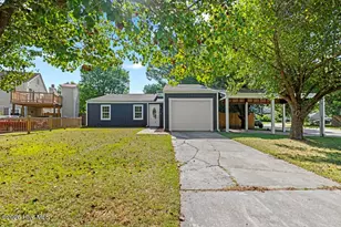 200 W Saltwood Pl, Jacksonville, NC 28540 - Photo 4