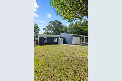 200 W Saltwood Place, Jacksonville, NC 28540 - Photo 6