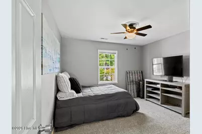 200 W Saltwood Place, Jacksonville, NC 28540 - Photo 28