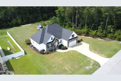 305 Summerfield Drive, Pikeville, NC 27863 - Photo 4