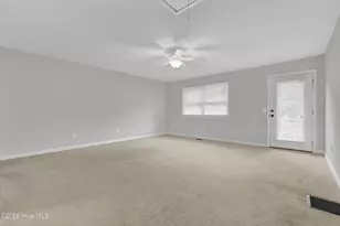 1800 Eastwood Rd, Wilmington, NC 28403 - Photo 16