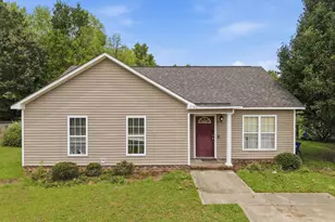 3726 Countryaire Dr, Ayden, NC 28513 - Photo 1