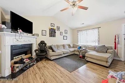3726 Countryaire Drive, Ayden, NC 28513 - Photo 4