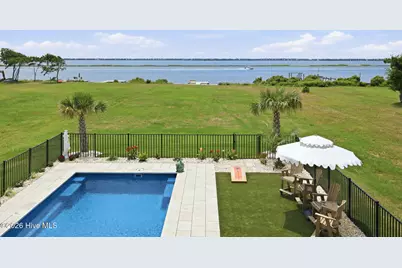 402 Kensington Place, Newport, NC 28570 - Photo 8