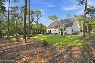 30240 W Lake Dr, Wagram, NC 28396 - Photo 34