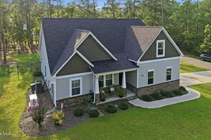 30240 W Lake Dr, Wagram, NC 28396 - Photo 2