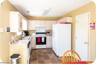 2402 Bloomsbury Court, Wilmington, NC 28411 - Photo 8