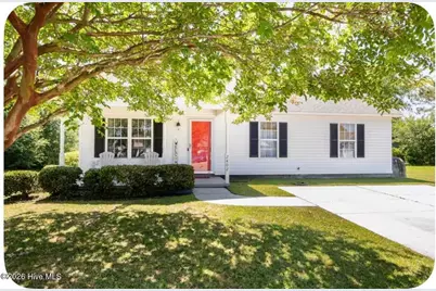 2402 Bloomsbury Court, Wilmington, NC 28411 - Photo 2